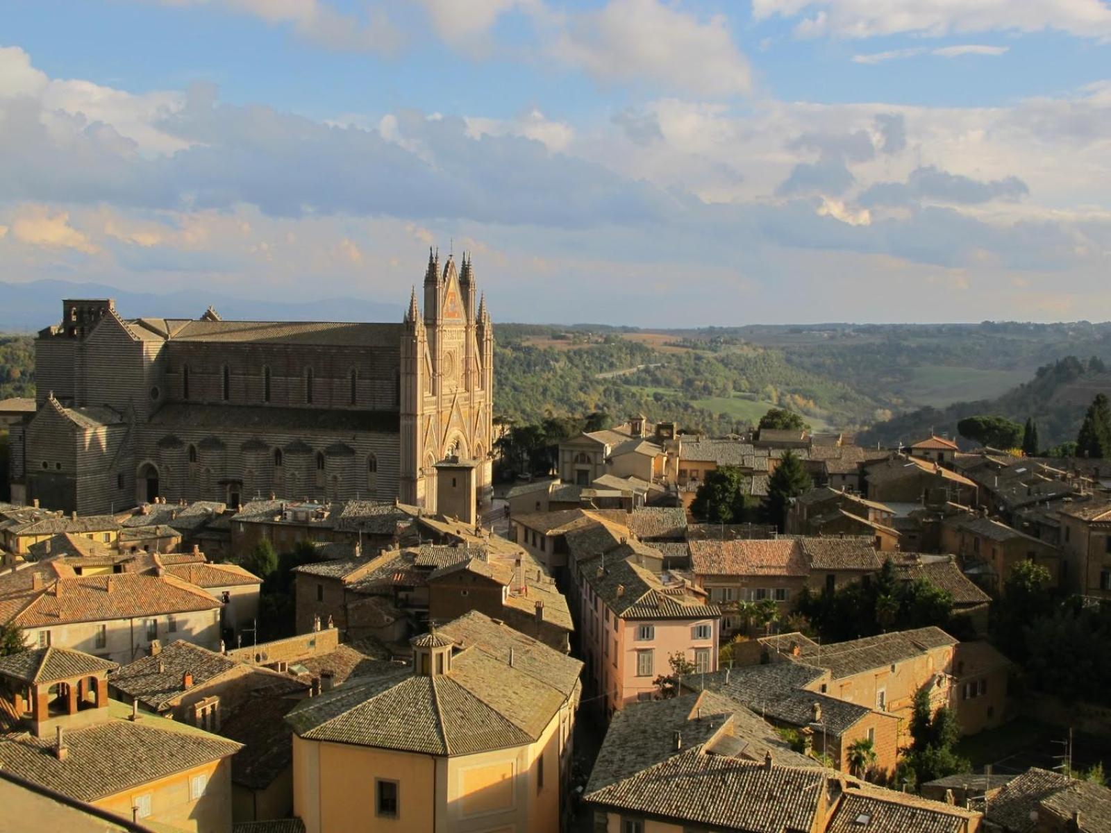 Porta Vivaria Orvieto- Private Parking Hotel Bagian luar foto